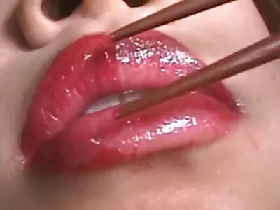 Cô gái tuyệt vời cho thấy trên sec nhat ban khong che cam