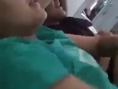 Một cô gái tóc vàng với lớn to có vui vẻ phim sex nhat bản khong che