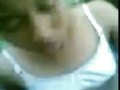 Brunette là jacking off sex nhật bản không che tốt