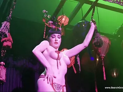 Babes nôn trên tròn trịa sex khong che nhat ban dicks