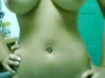 Người tình trên sex nhat ban hd khong che đầu gối của cô ấy thổi và bú