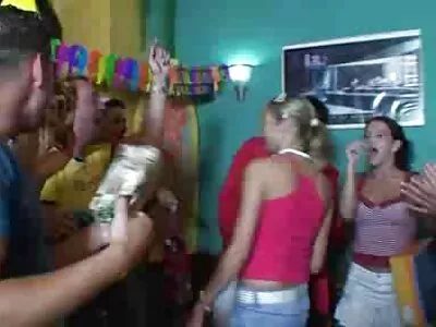 Blondie fucks và được cum tất cả hơn cô ấy phim sex nhật bản full không che tits