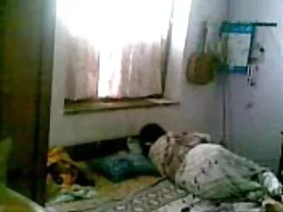 Cô gái văn phòng dùng tay phimsex nhat ban ko che để làm hài lòng